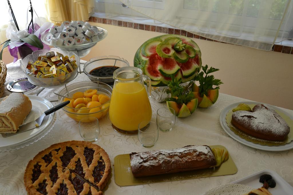 Hotel Stockholm Lido di Jesolo Bagian luar foto